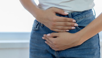Pulling pain in the lower abdomen in women: causes, symptoms, treatment