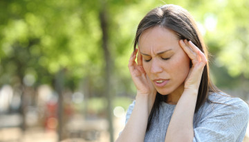 The main causes of dizziness in women, diagnosis and treatment