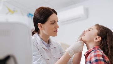 How to cure dry nose and bloody crusts in a child: general and local treatment