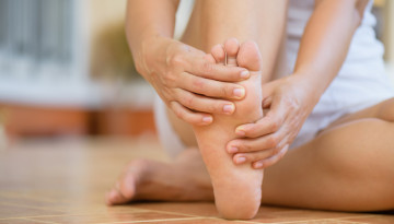 Causes and symptoms, therapeutic and surgical treatment of hollow foot