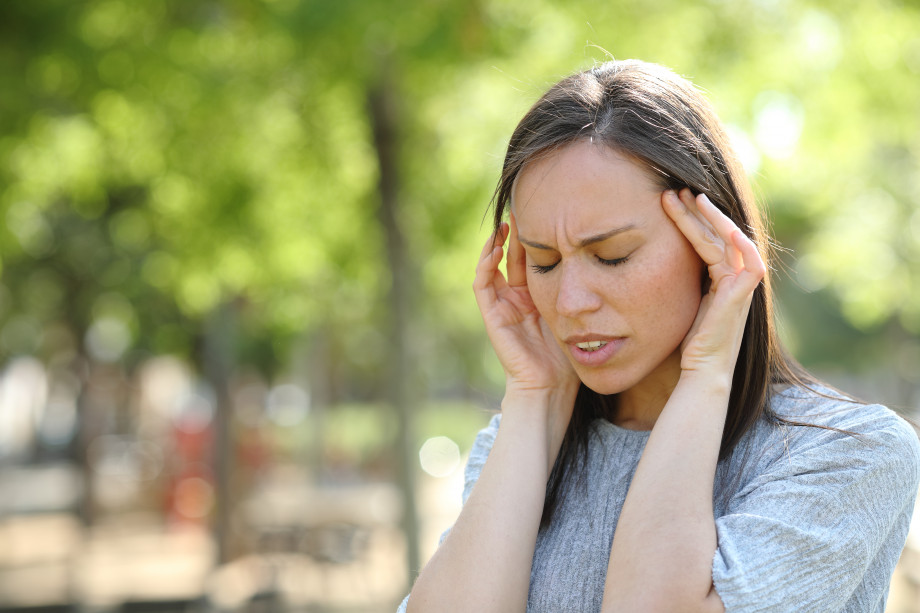 The main causes of dizziness in women, diagnosis and treatment